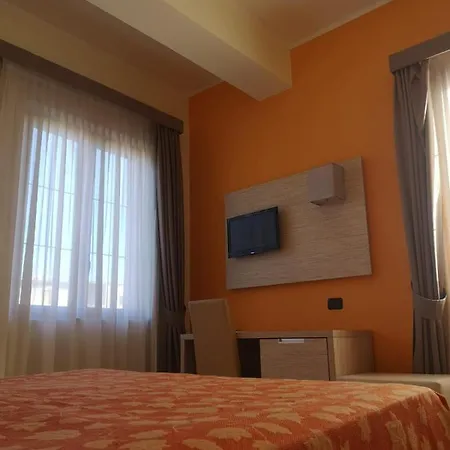 Denise 3* 보발리노 마리나